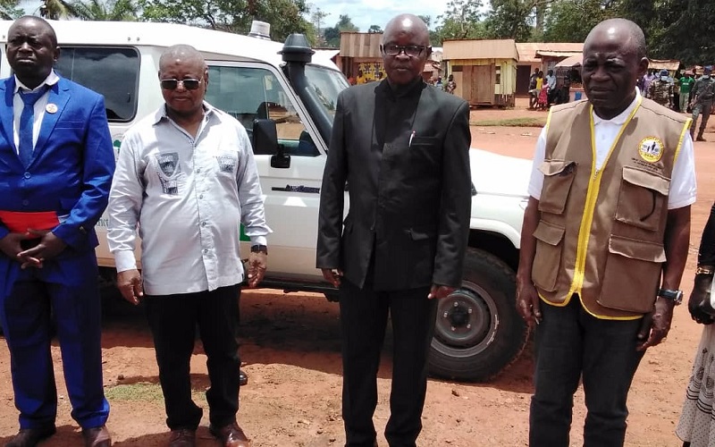 UNE MISSION DE RENFORCEMENT DE CAPACITE CONDUITE PAR SON EXCELLENCE Dr Pierre SOMSE DANS LES DISTRICTS SANITAIRES DE CARNOT-GADZI, BERBERATI ET GAMBOULA